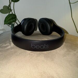 Beats By Dr. Dre Solo 3